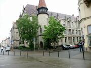Nochmal eine Ansicht vor der Lutherkirche stehend.